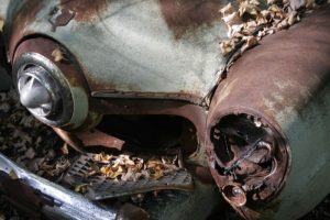 How exactly does road salt cause cars to rust?